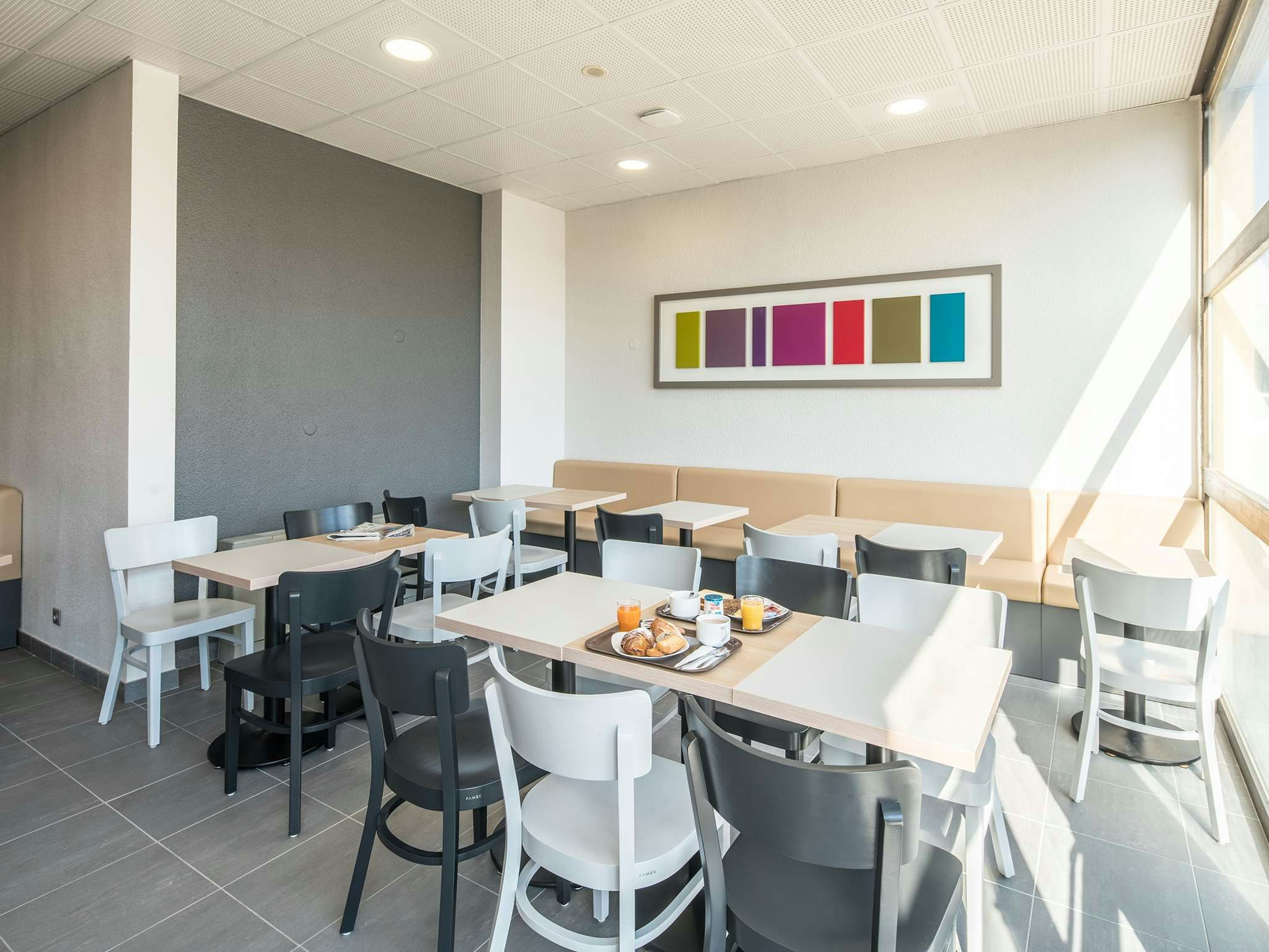 B&B HOTEL Grenoble Centre Verlaine 27/31