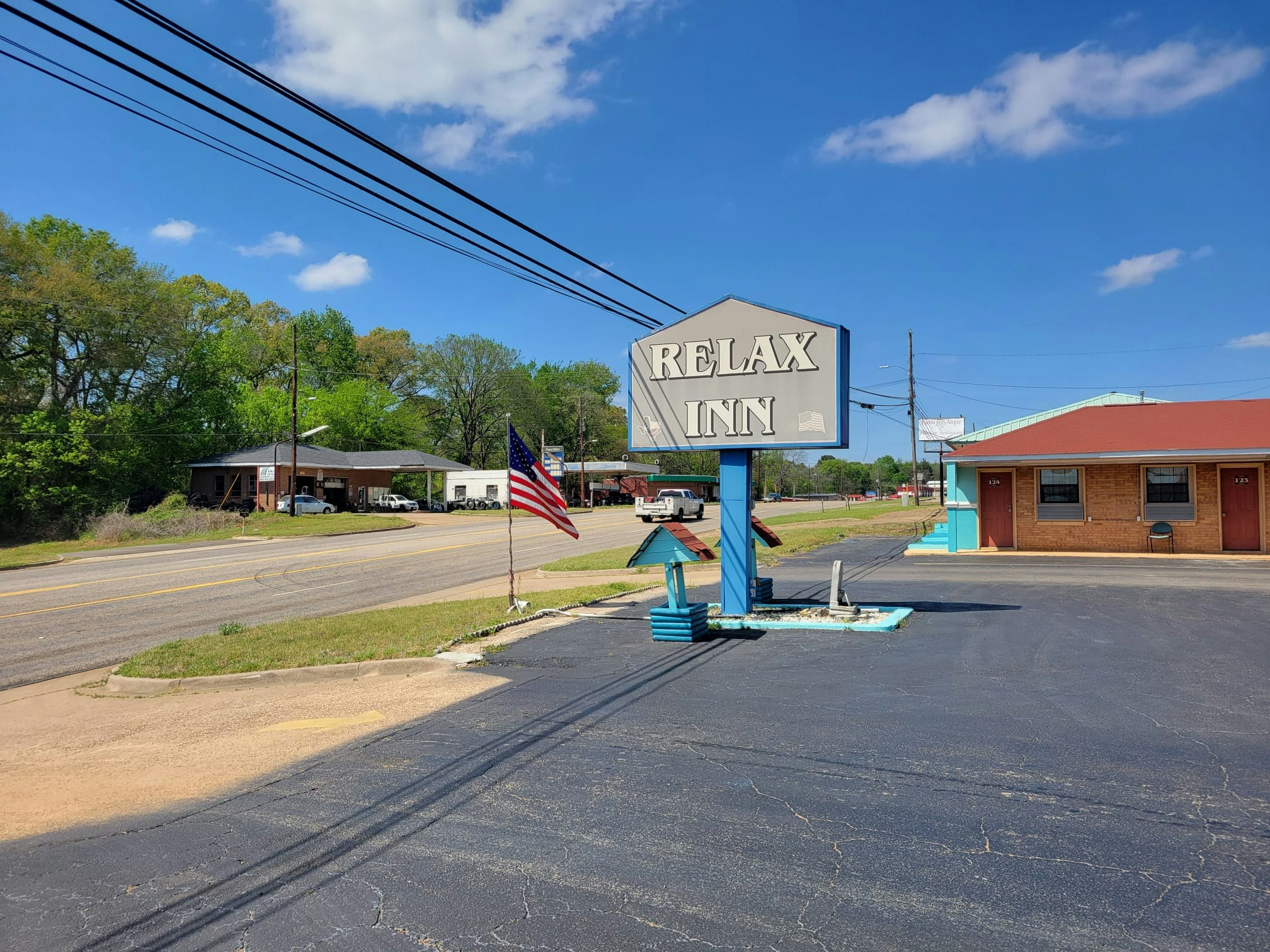 Relax Inn Daingerfield Near Mount Pleasant TX 13/19