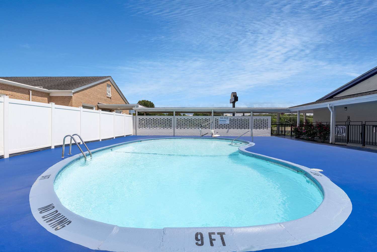 Days Inn By Wyndham Lincolnton 27/29