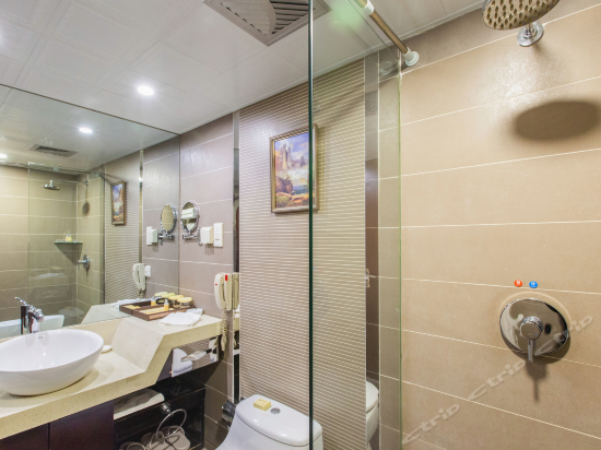 Yuyuan Hotel 36/43