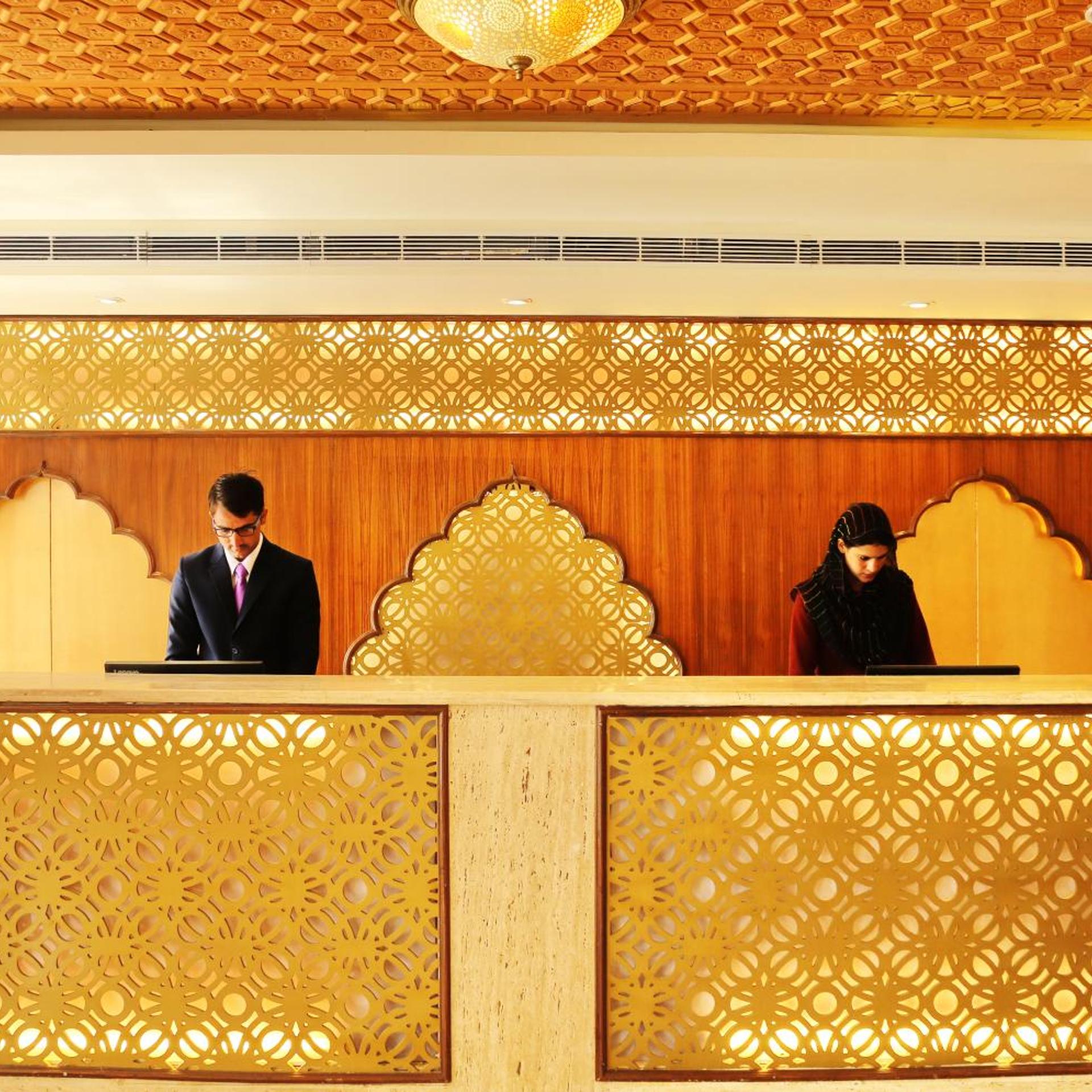 Regenta Central Point Srinagar 8/50