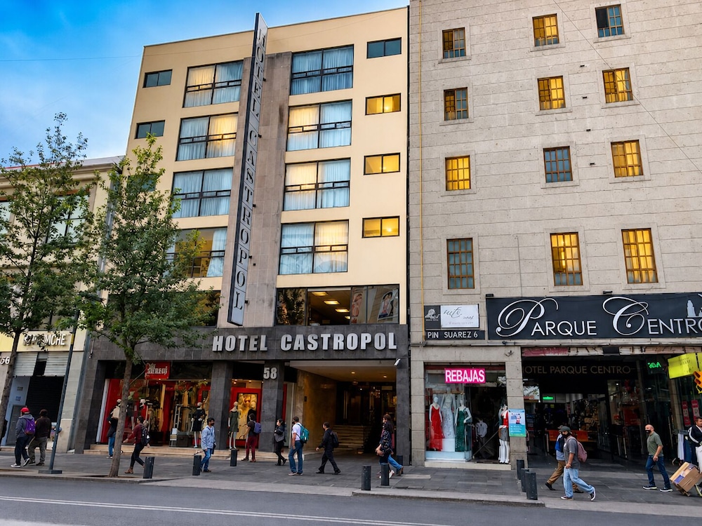 Castropol Hotel 3/43