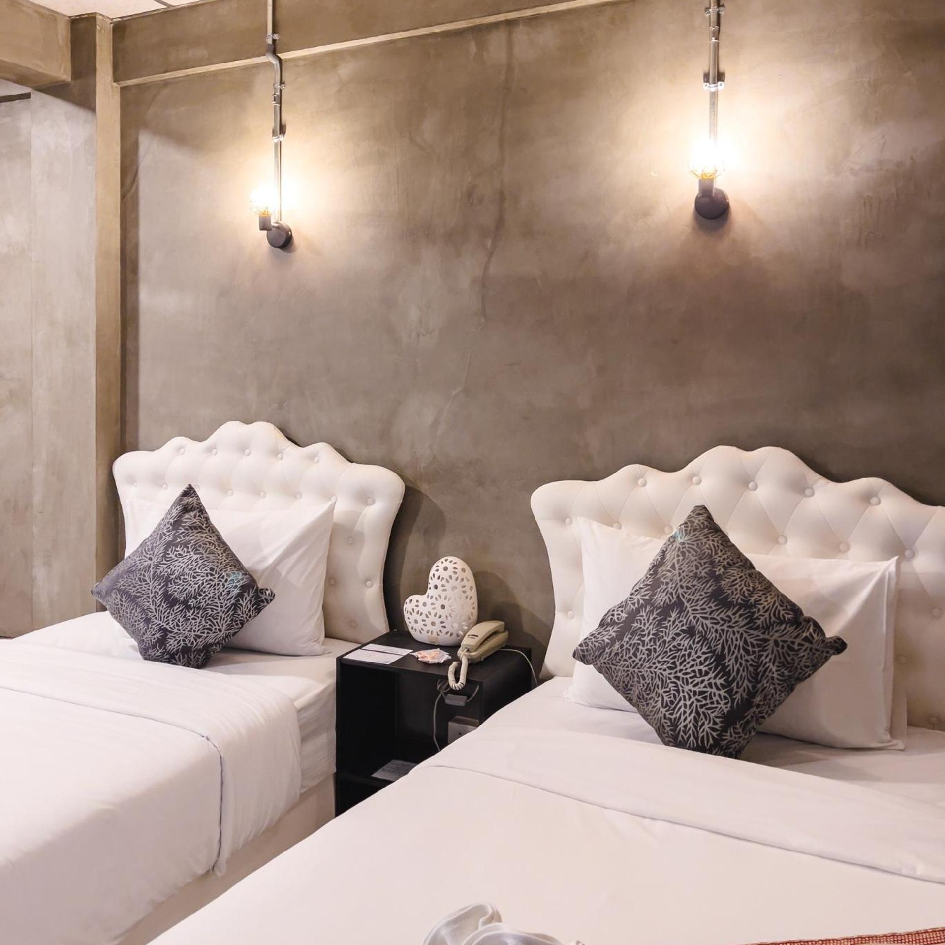 Baik Suite 25/41