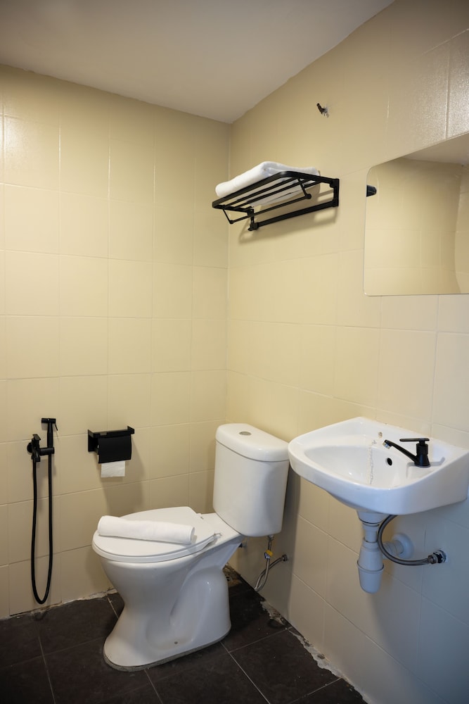 SMART HOTEL REKO SENTRAL KAJANG 45/46