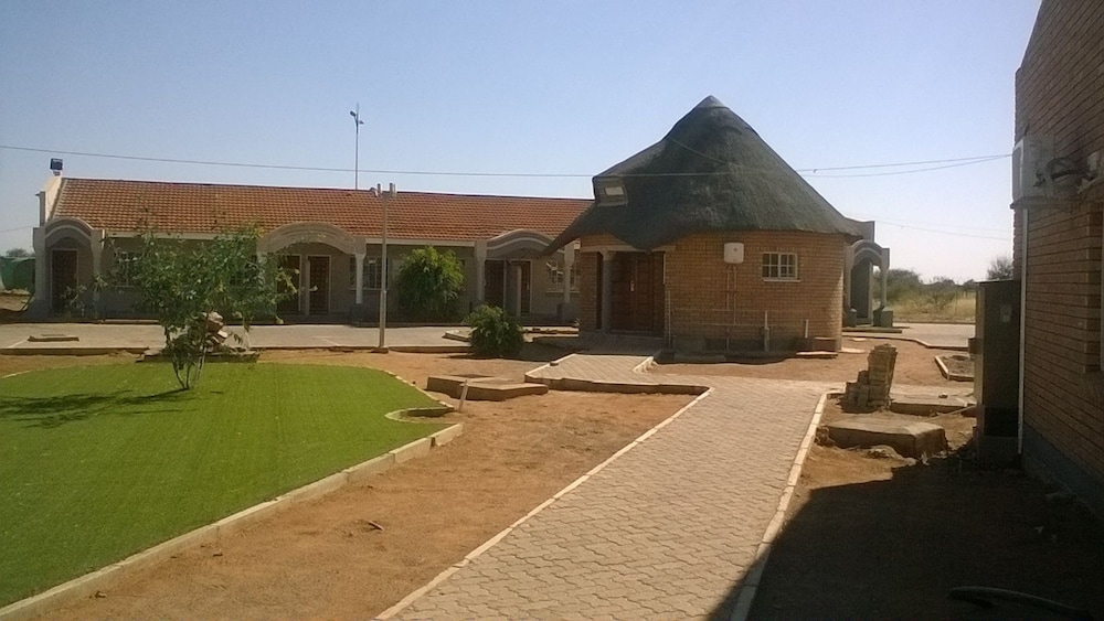 Sahara Stones Hotel 20/50