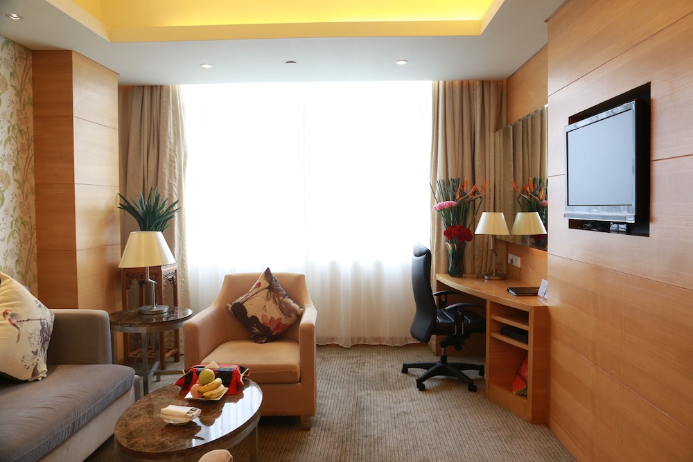 Seaview Gleetour Hotel 20/28