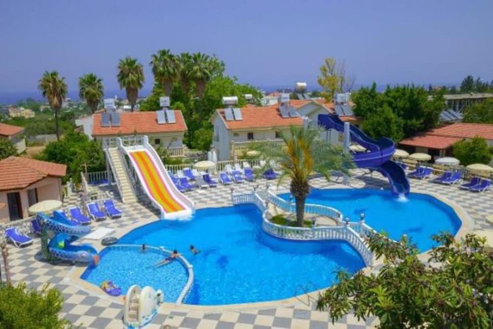 RIVERSIDE GARDEN RESORT(FORMERLY RIVERSIDE HOLIDAY VILLAGE) 22/36