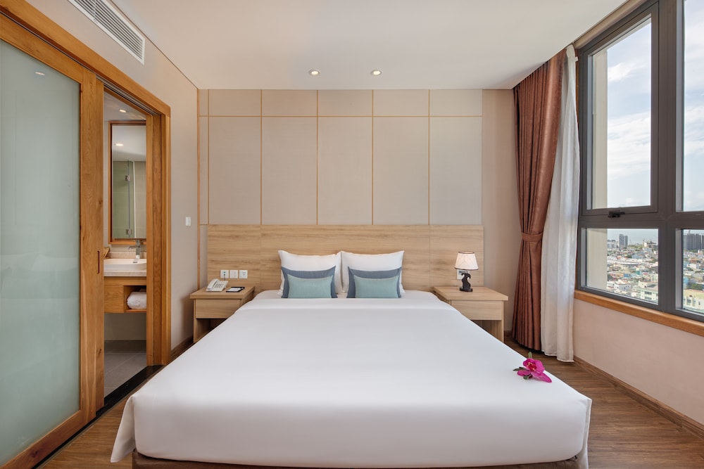 G8 Luxury Hotel and Spa Da Nang 18/66