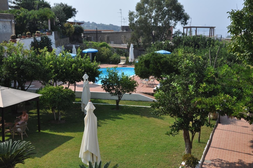 Hotel Savoia 46/53