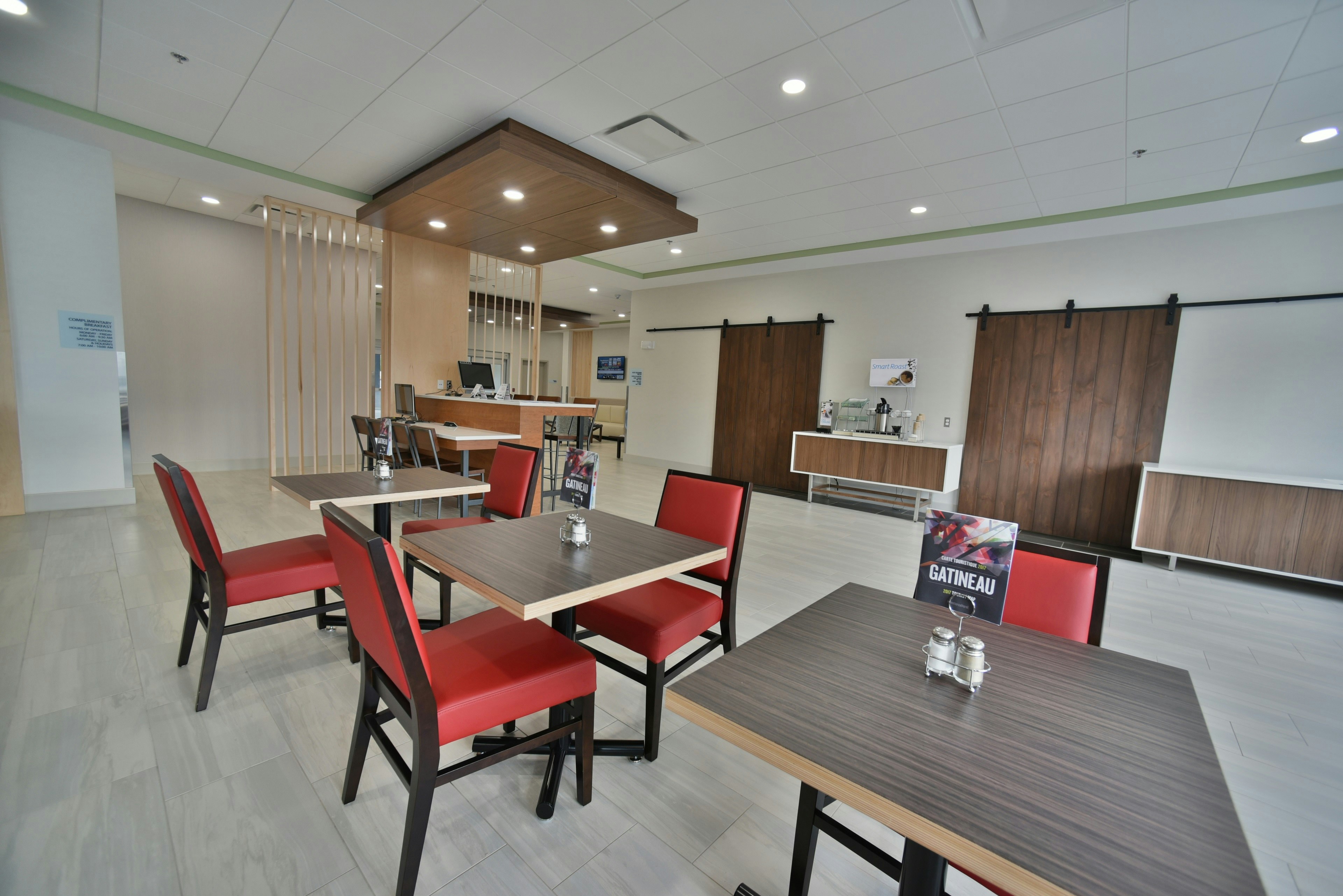 HOLIDAY INN EXPRESS & SUITES GATINEAU - OTTAWA 35/41