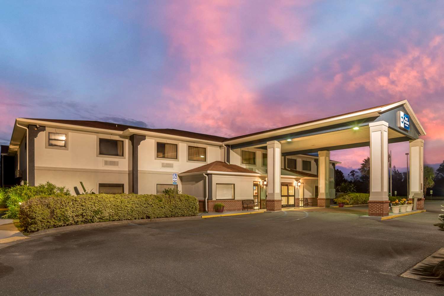 Best Western Wakulla Inn & Suites 6/48