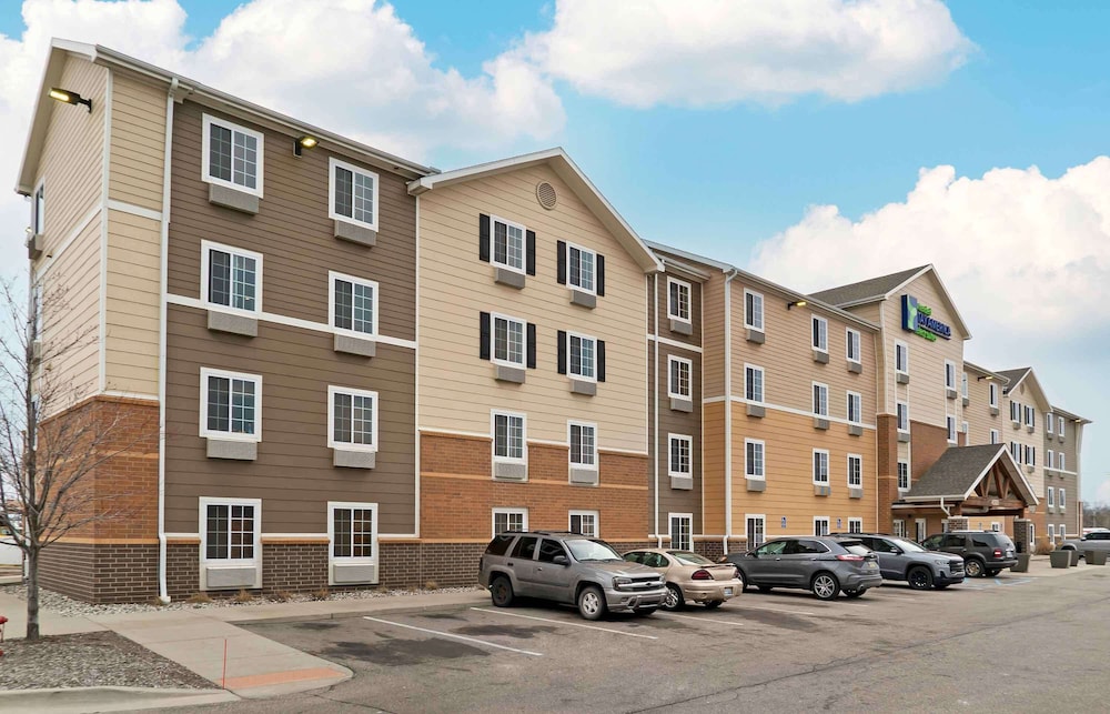 Woodspring Suites Grand Rapids South 37/42