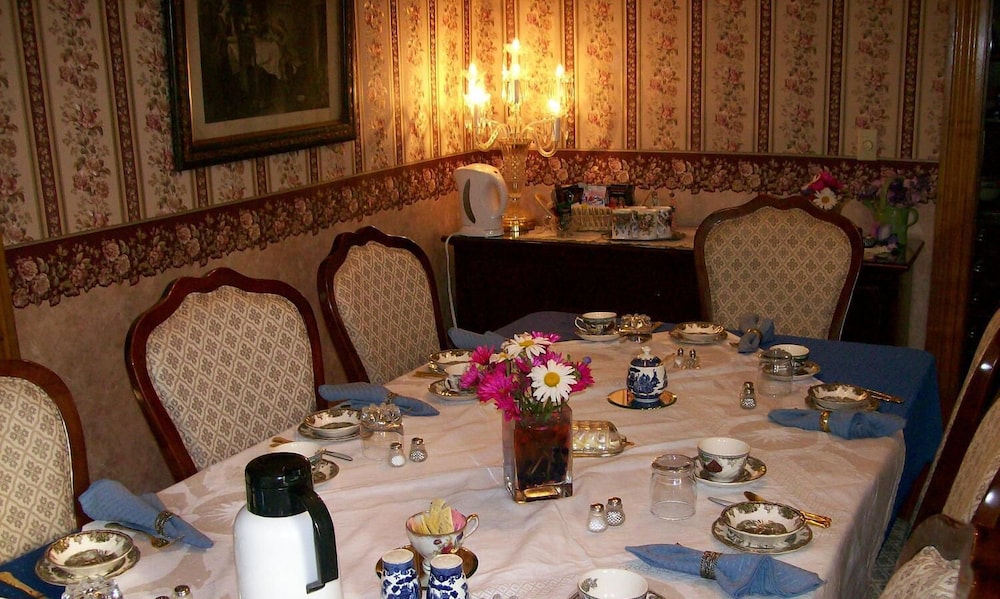 Cheney House 35/50