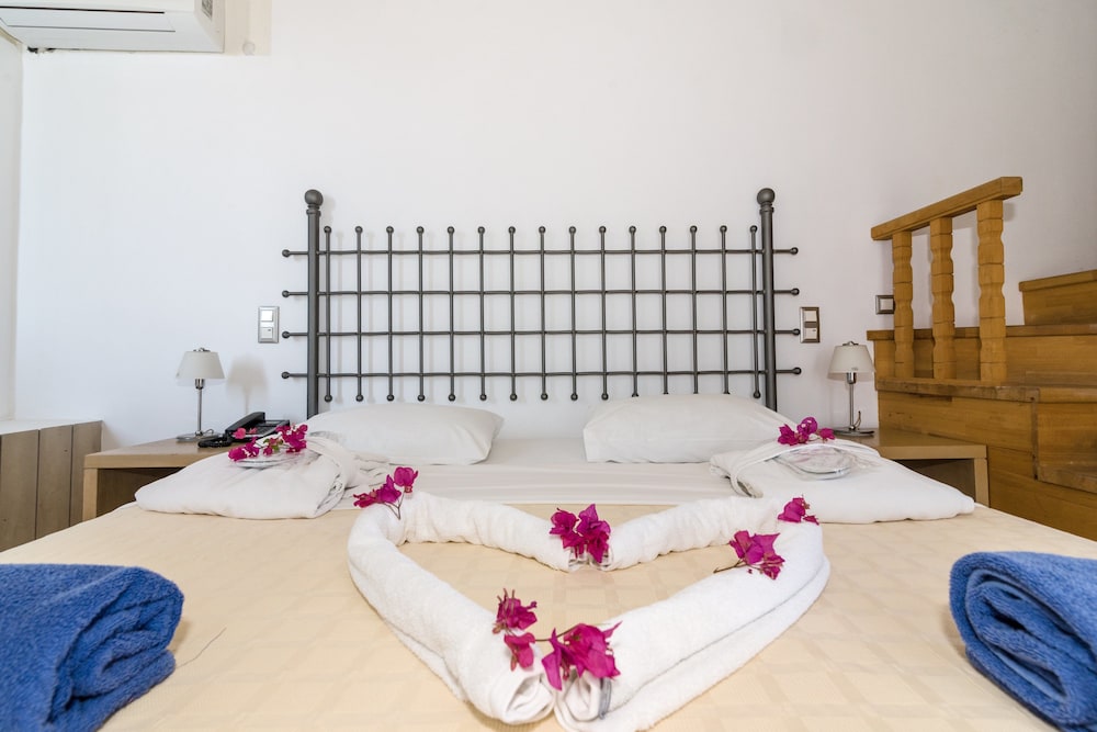 Antinea Suites and Spa 14/75