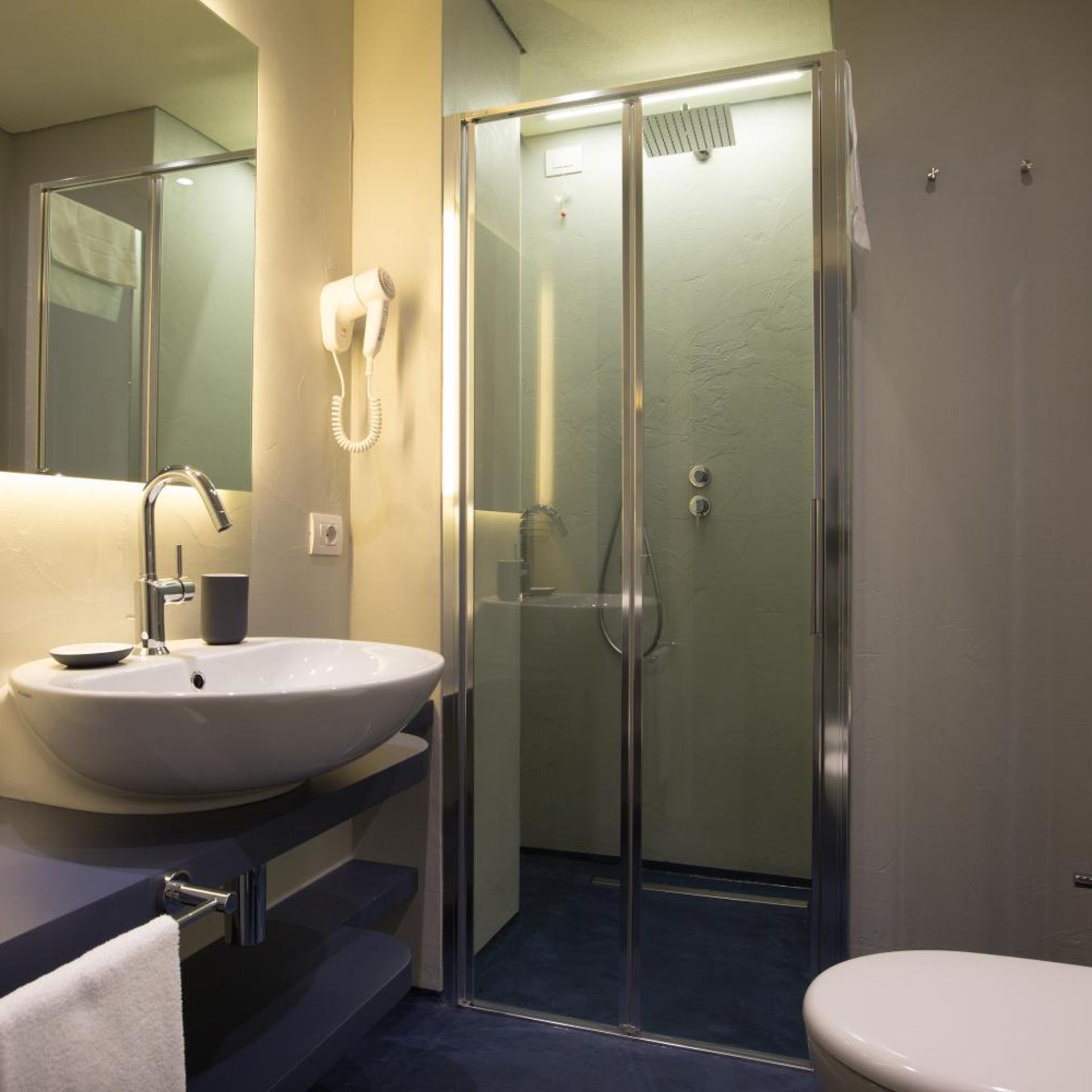 HOTEL MEUBLE SERTORELLI REIT 47/52