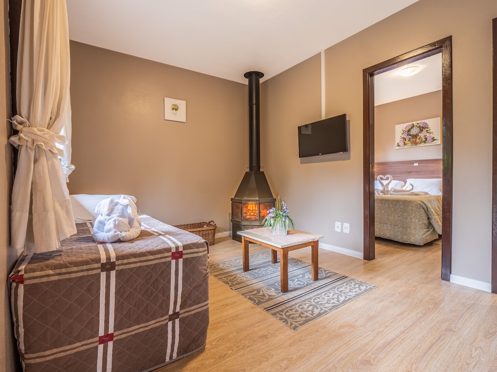 Hotel Fioreze Quero Quero 57/78