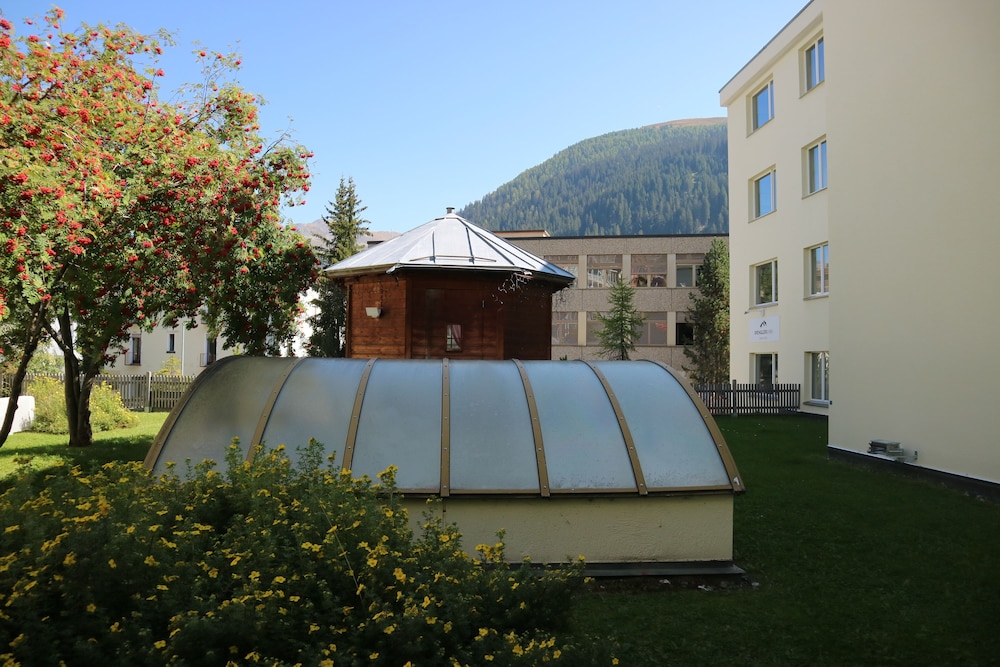 Spengler Hostel 25/29