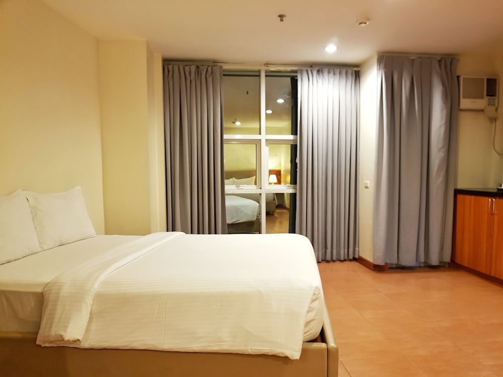 The Well Hotel 14/34