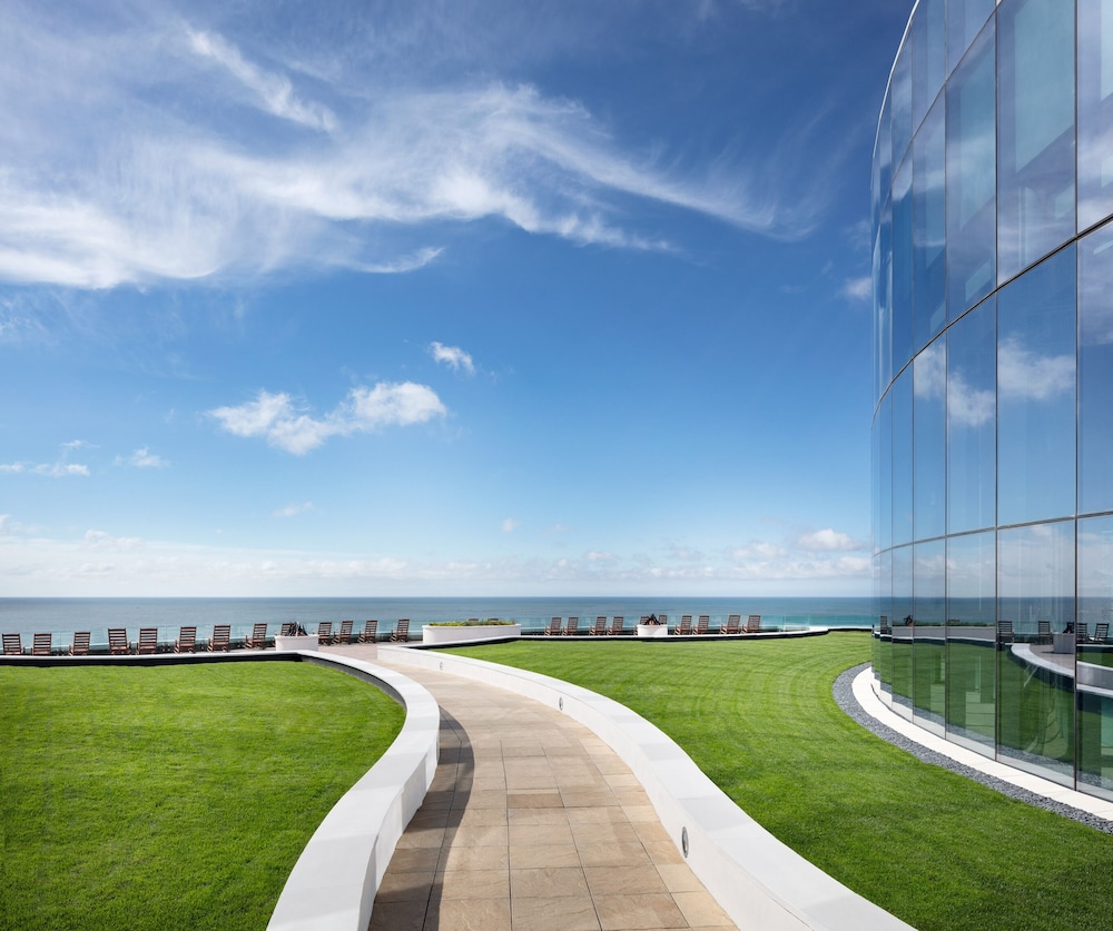 Ocean Resort Casino 72/76
