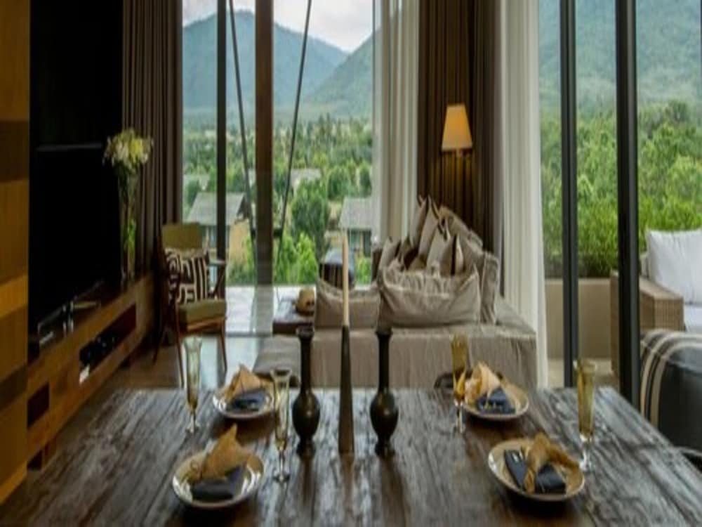 Atta Lakeside Resort Suite 47/81
