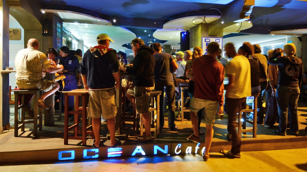 Ocean Cafe Suites - Adult only 40/63