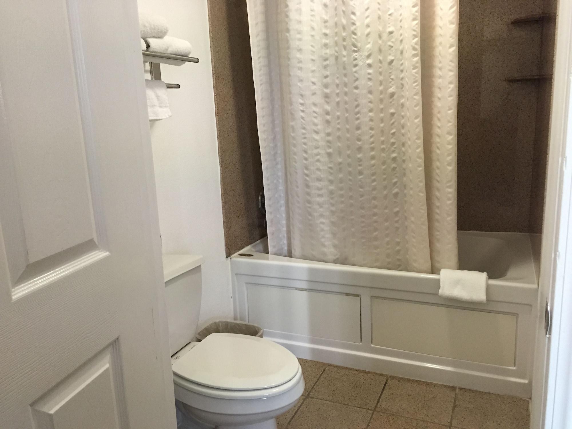 Motel6 San Francisco, CA – Lombard Street 32/35