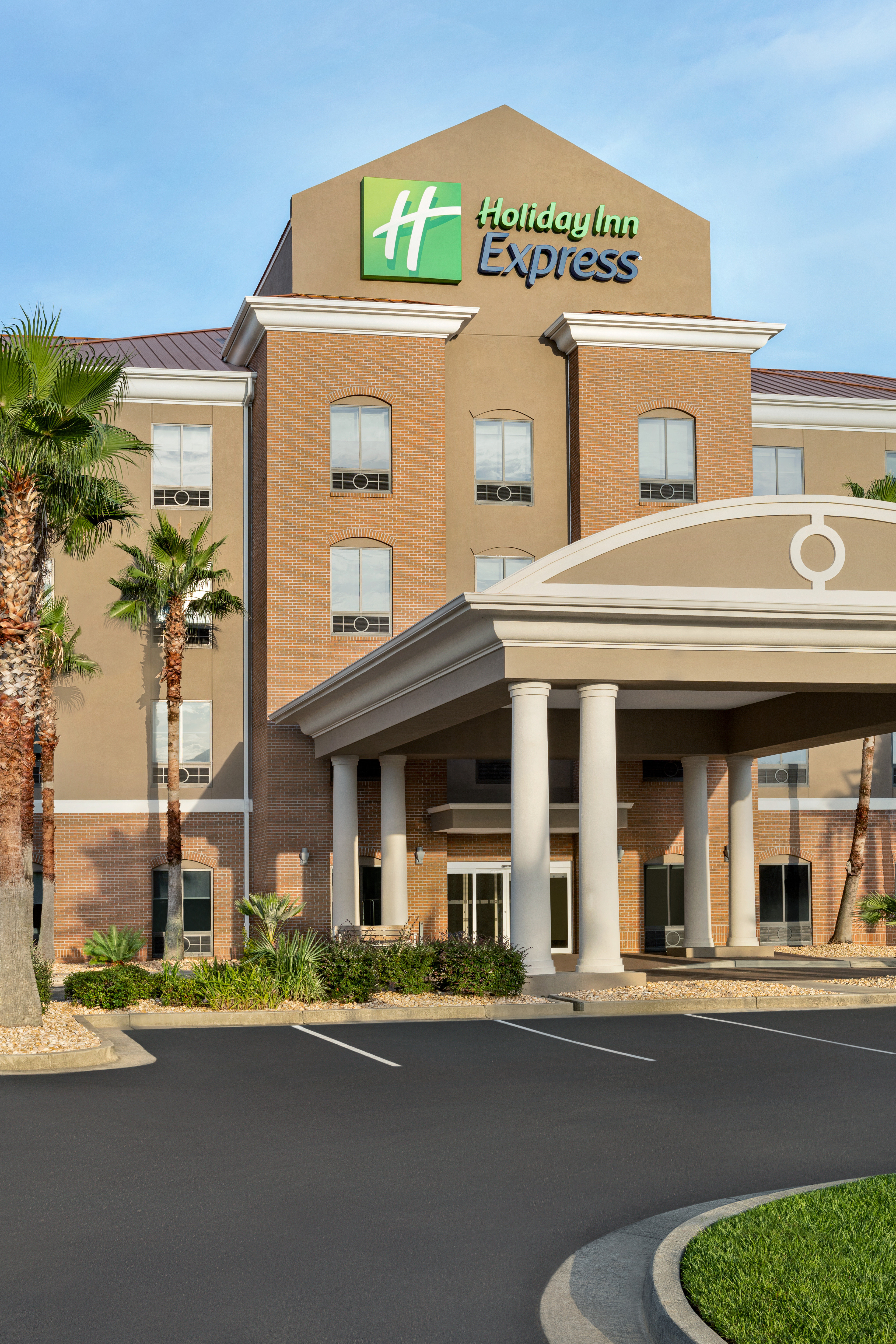 Holiday Inn Express Hotel Suites Waycross 2/56