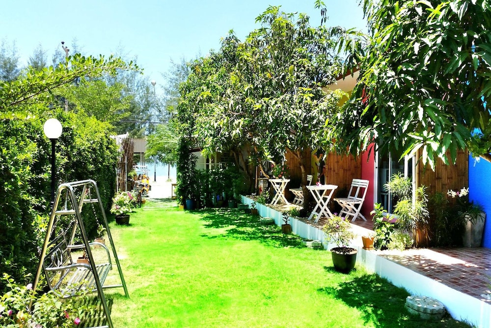 Namaste Resort 29/37