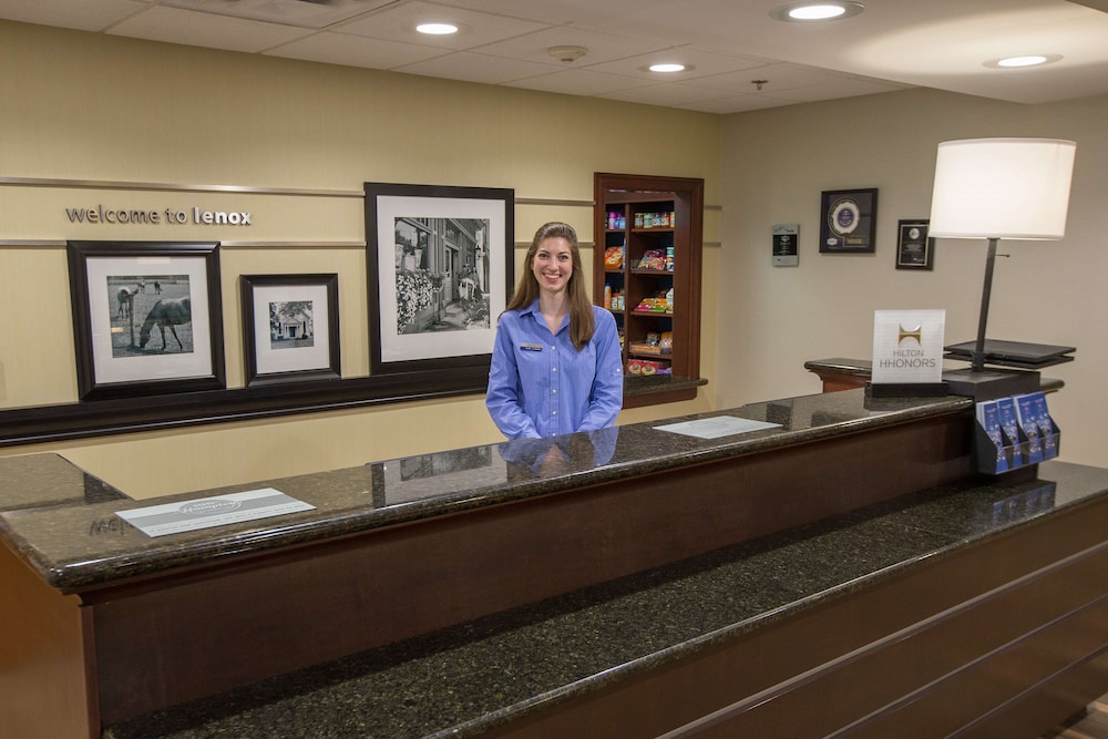 Hampton Inn And Suites Berkshires Lenox 9/59