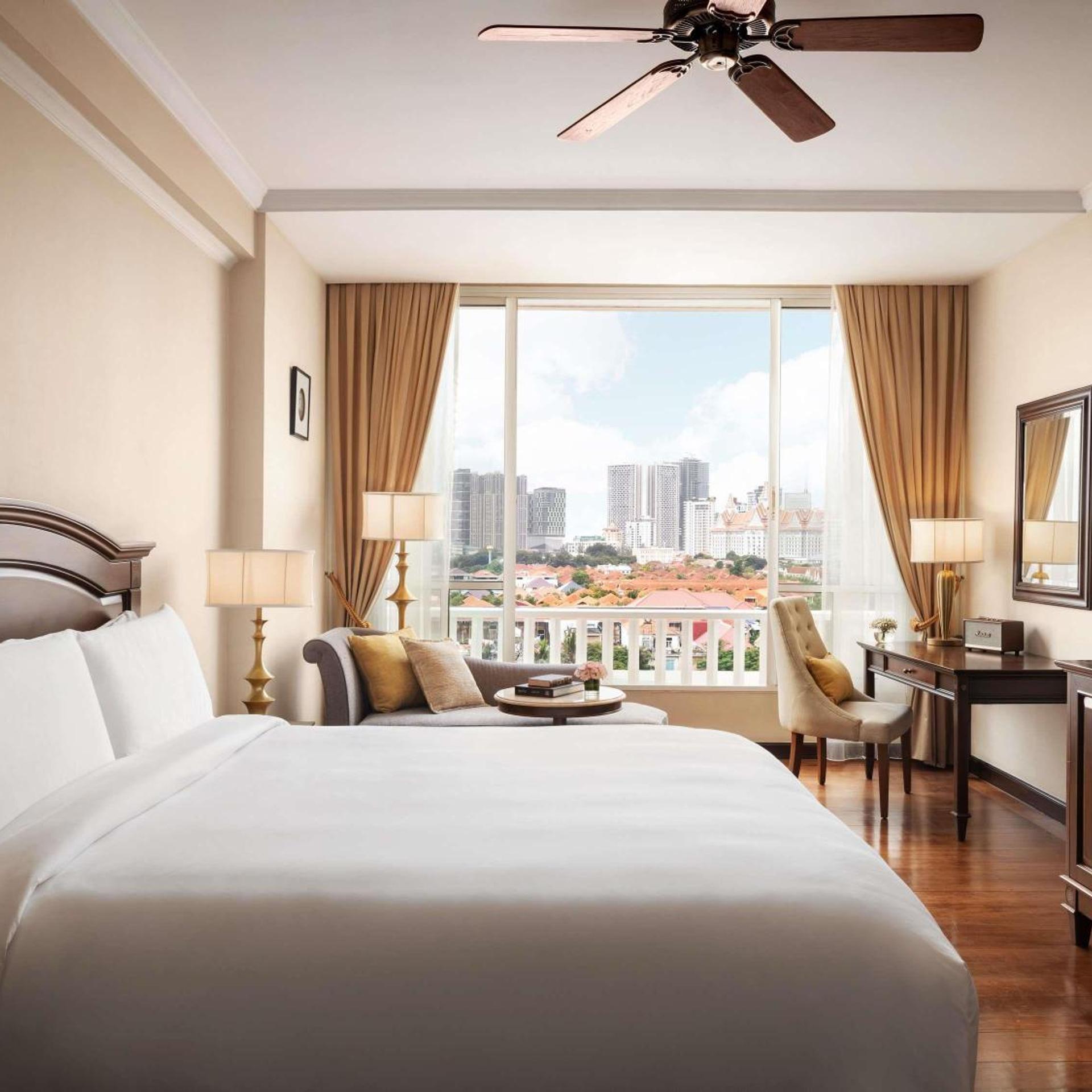 Family Suite, Junior Suite, Twin Beds, King Bed