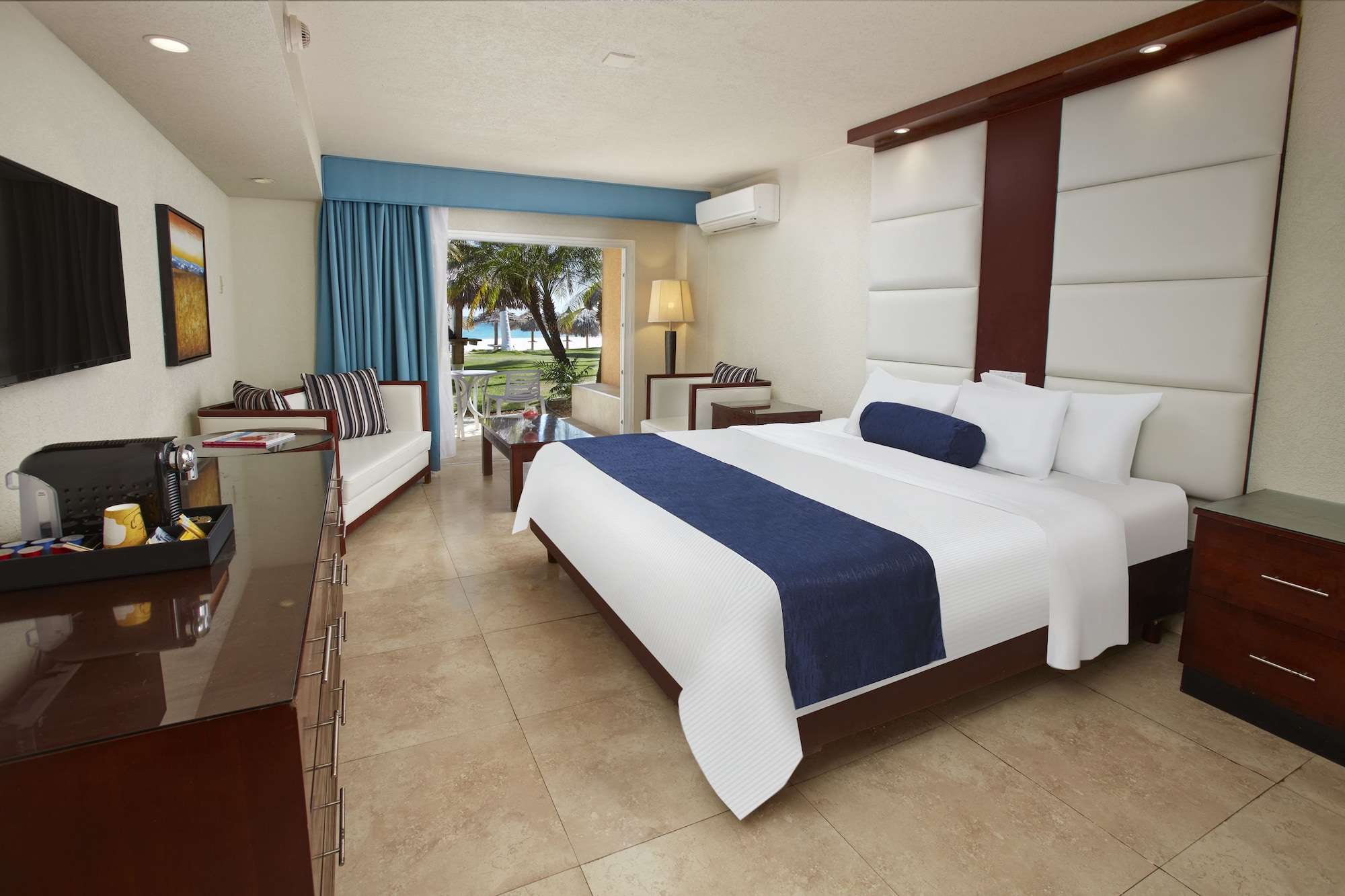 STANDARD, KING BED, OCEAN VIEW