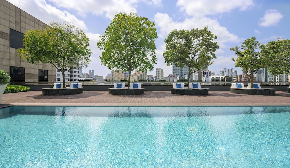 Lanson Place Winsland Residences 2/40