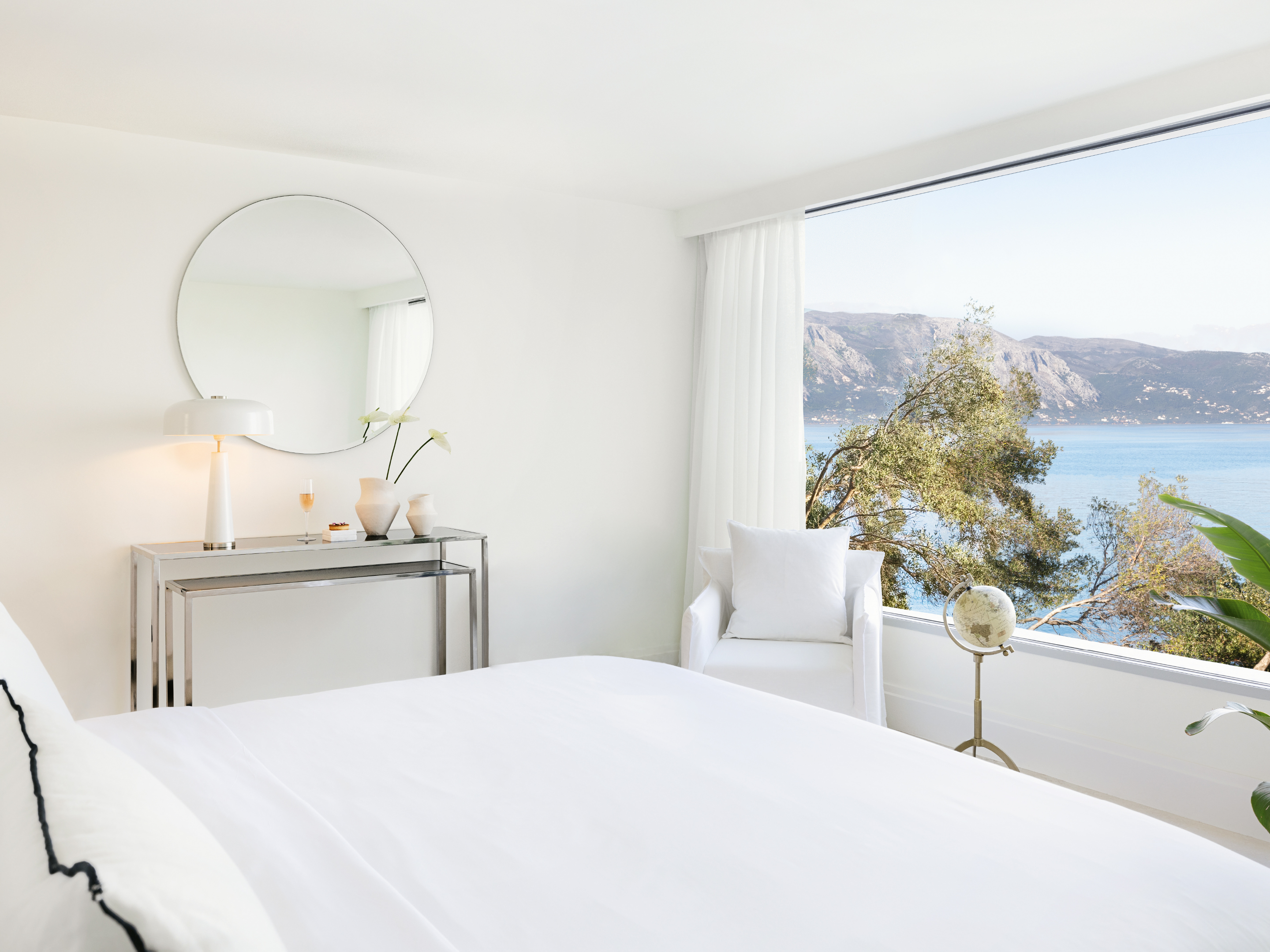 Maisonette, Water Front