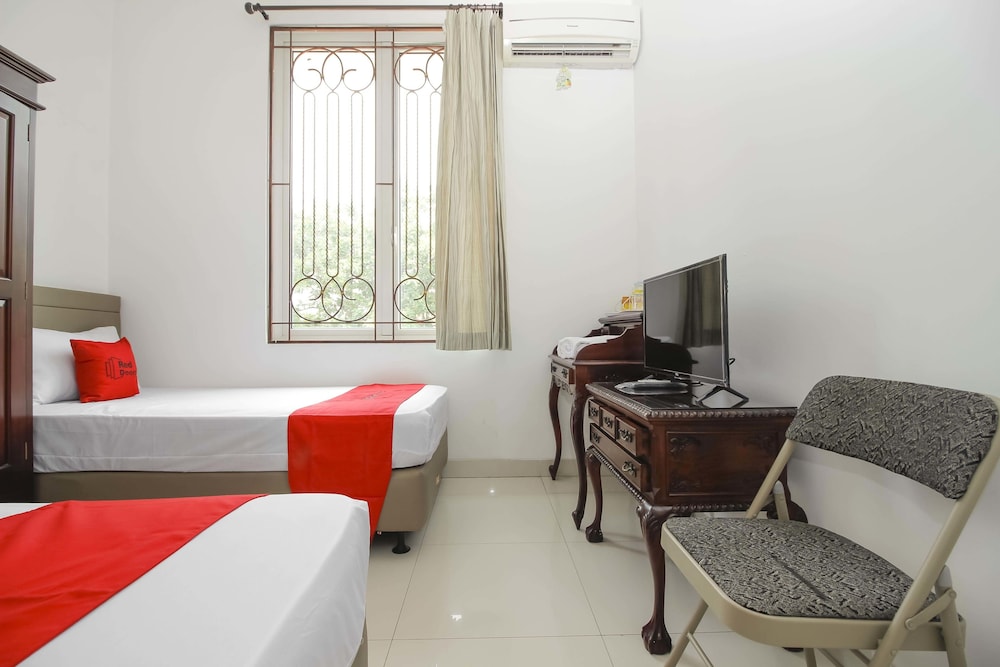 Reddoorz Permata Sari Karawaci 17/32