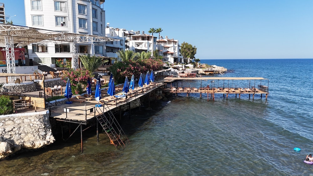 Tepe Beach Hotel 16/20