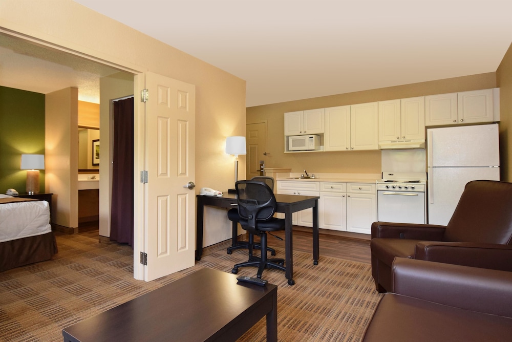Extended Stay America Orlando Maitland 1776 Pembrook Dr 27/54