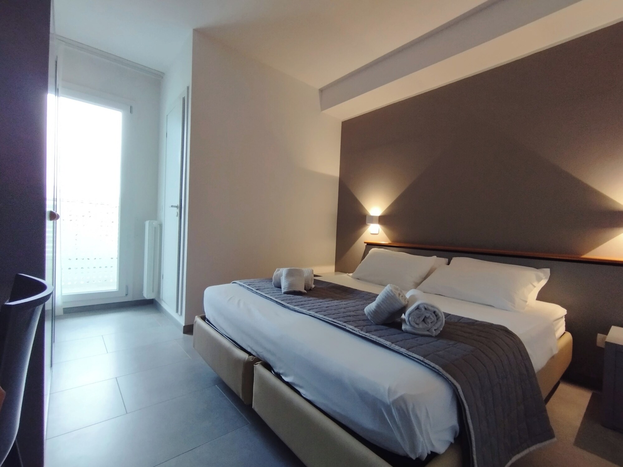 SUPERIOR, DOUBLE OR TWIN BED, BALCONY