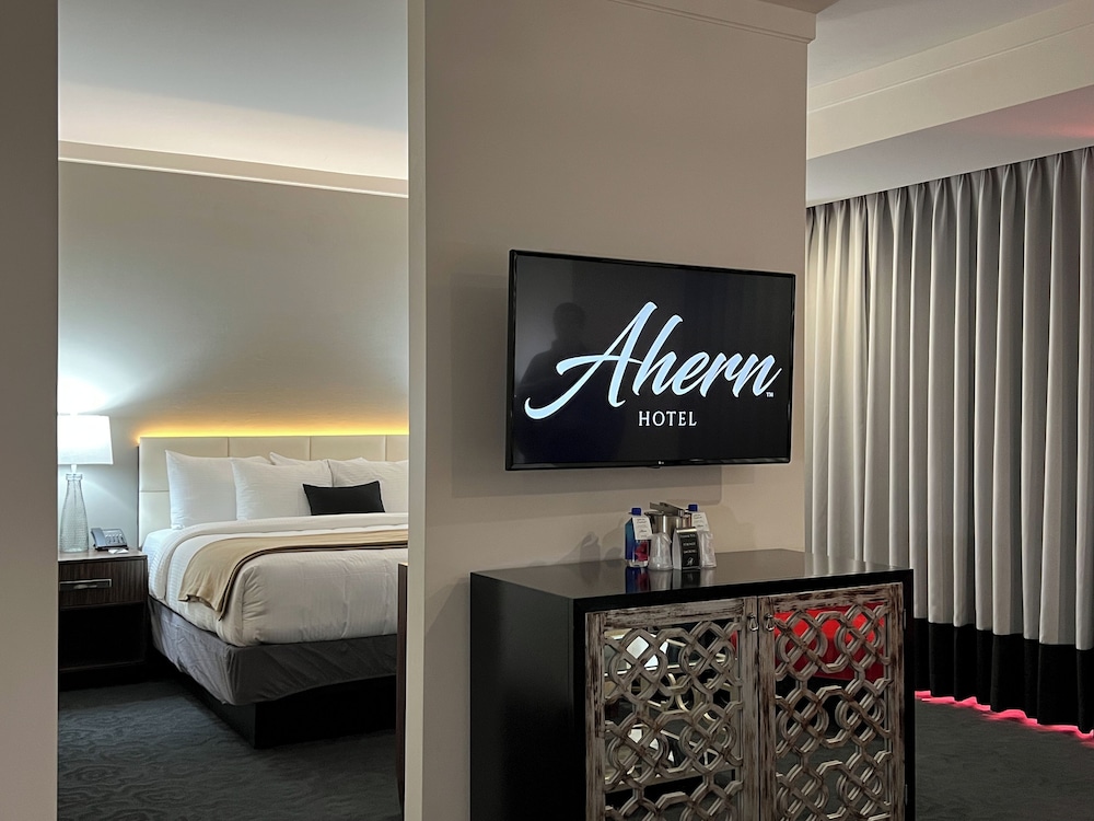 Ahern Hotel Las Vegas 14/71