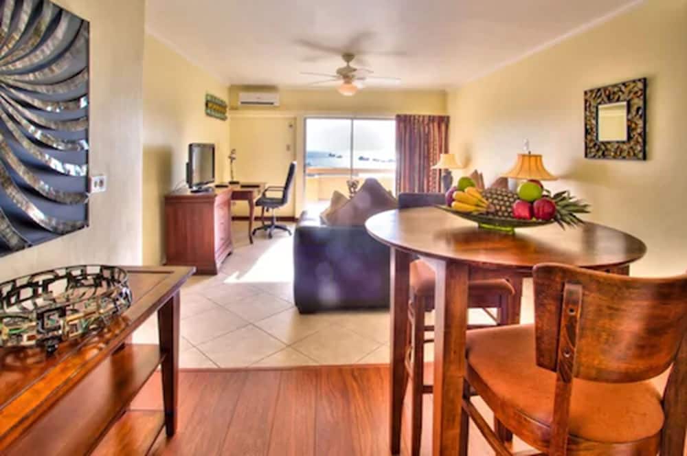 Cara Hotels Trinidad 28/44