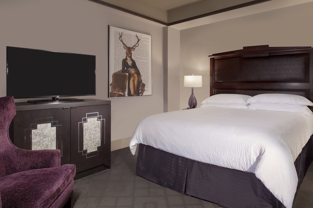 Spa, Suite, King Bed