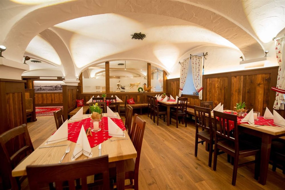 Landgasthof Goldener Pflug 47/54
