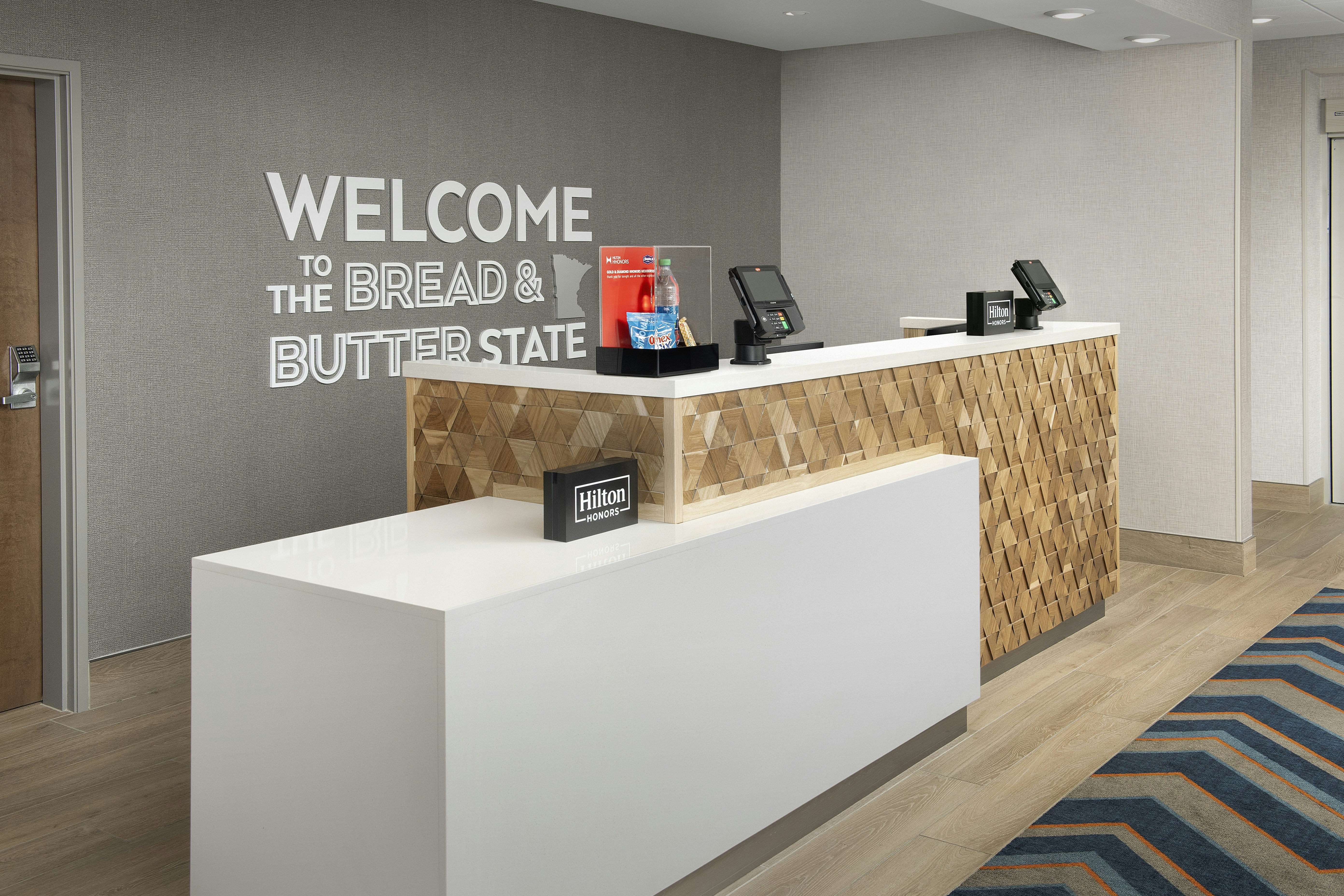 Hampton Inn Warroad 10/53