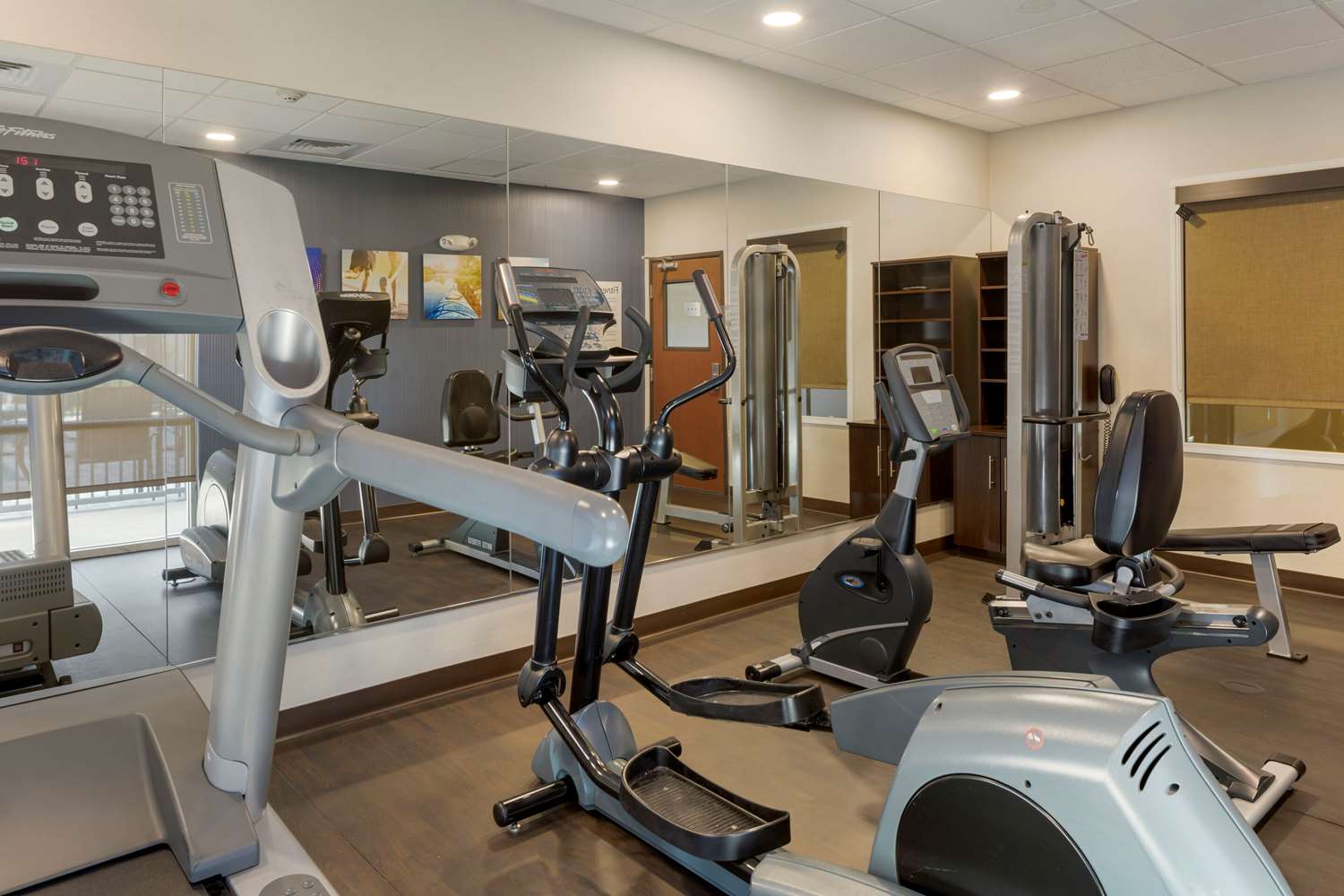 Comfort Suites Ontario Airport Convention Center 9/18