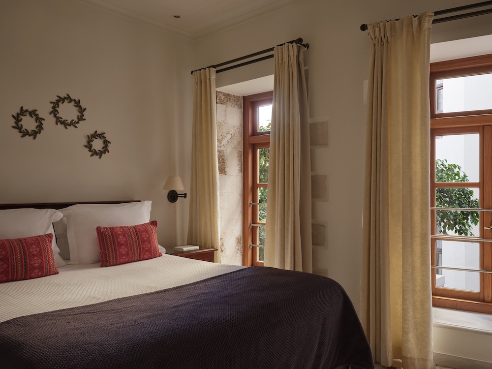 1 BEDROOM, DELUXE, SUITE, DOUBLE BED