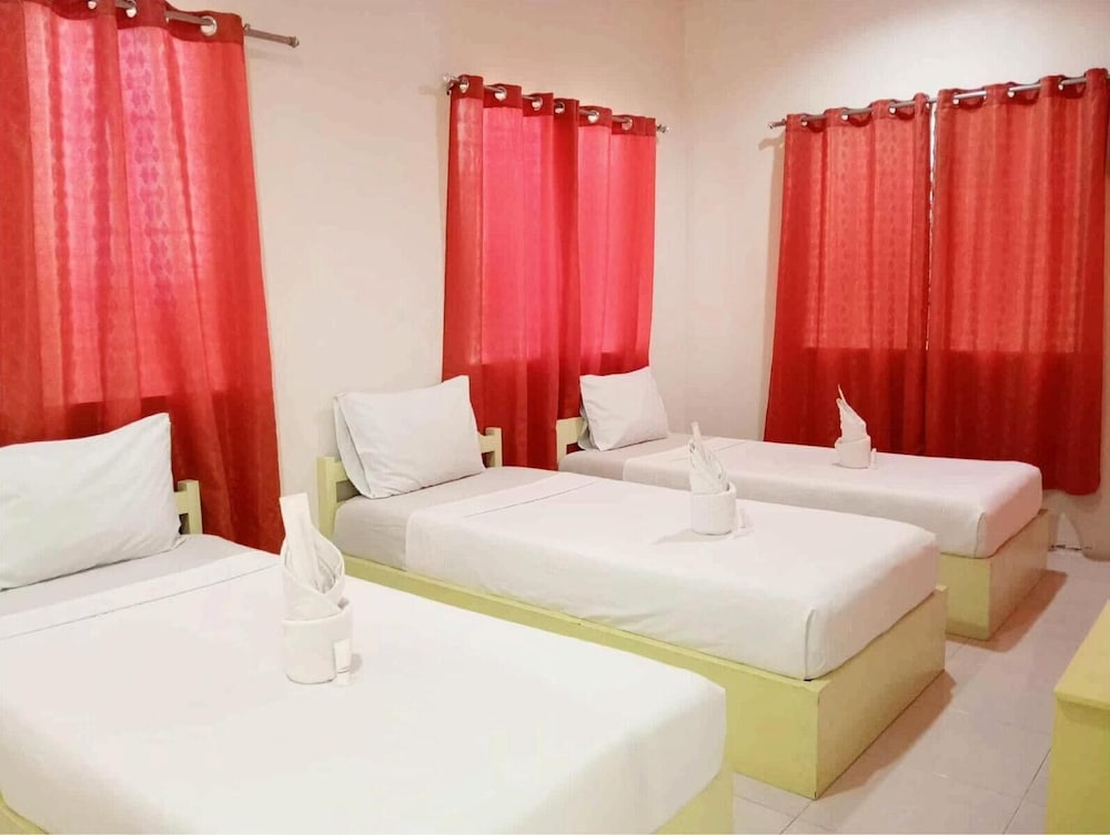 Sulit Budget Hotel 8/24