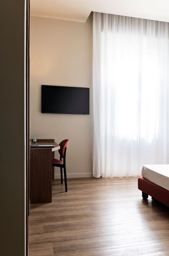 Mokinba Hotel Montebianco 60/71