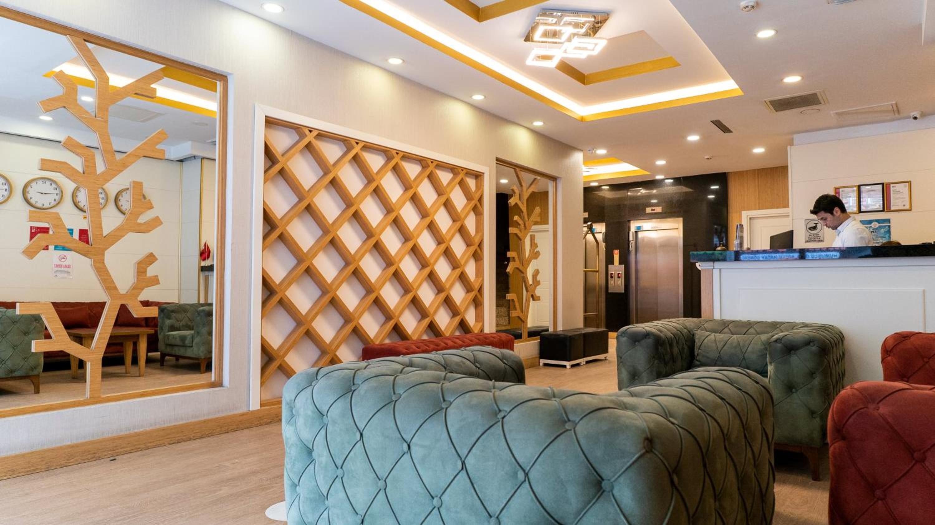 Grand Karot Hotel 41/56