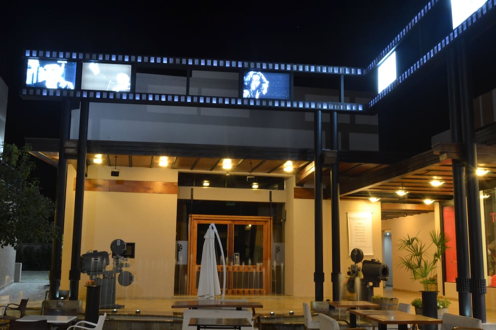 Plaza Paradiso Petit Hotel 2/62