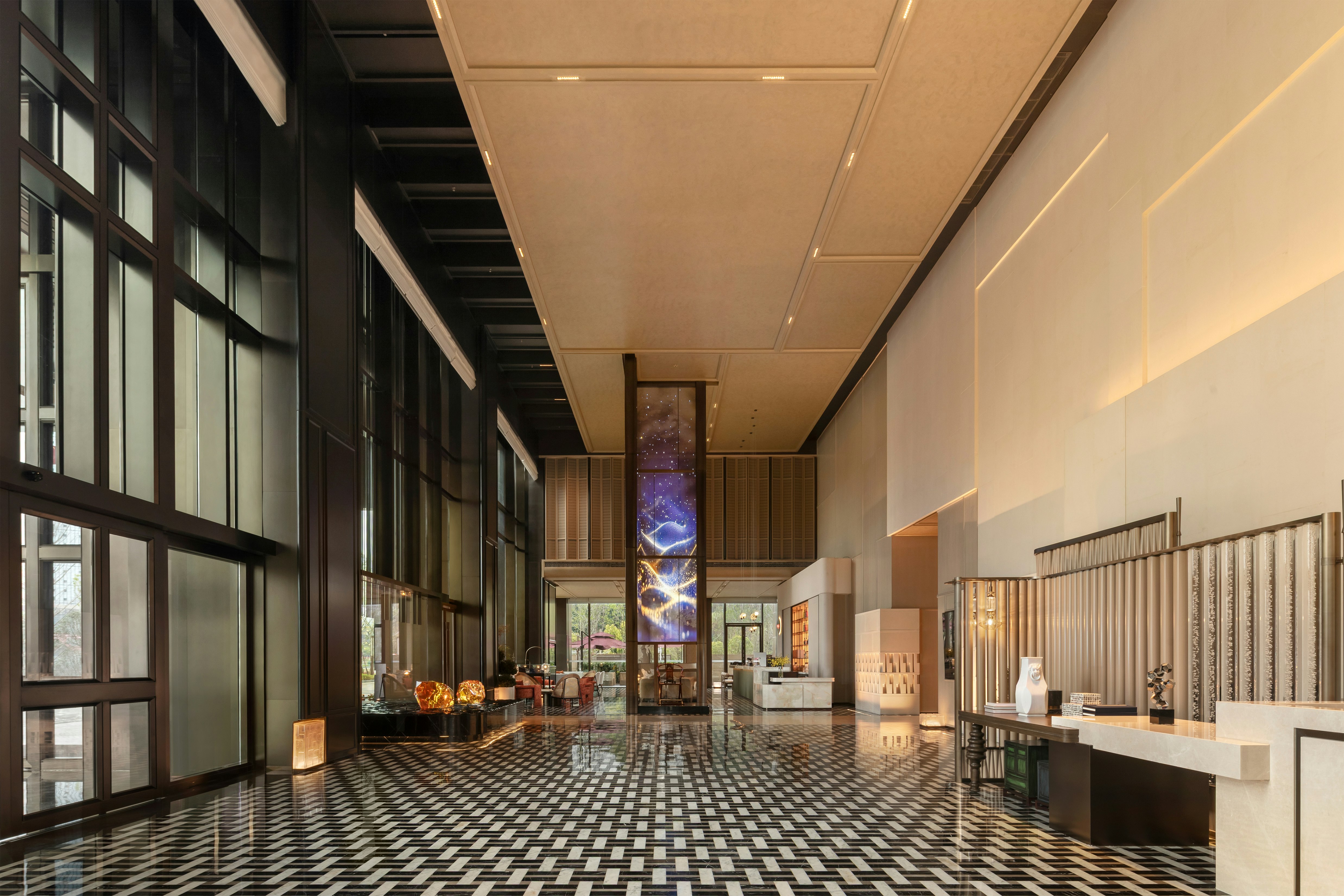 DoubleTree by Hilton Zigong 33/55