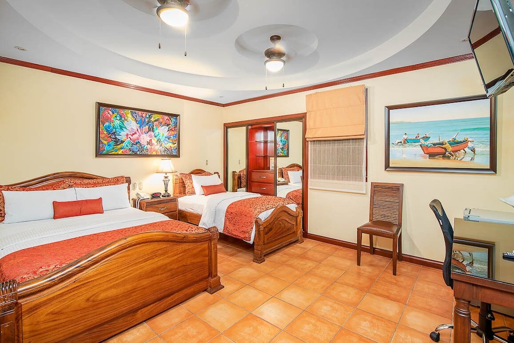 Hotel Casa Roland San Jose 34/59